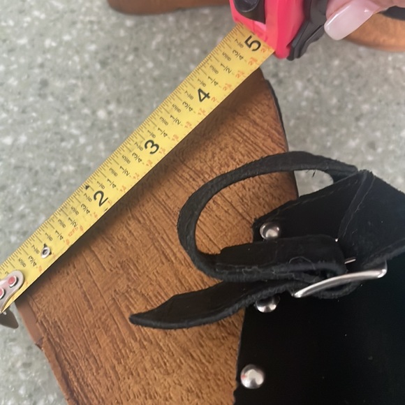 Charles David wooden Wedge - Picture 5 of 6